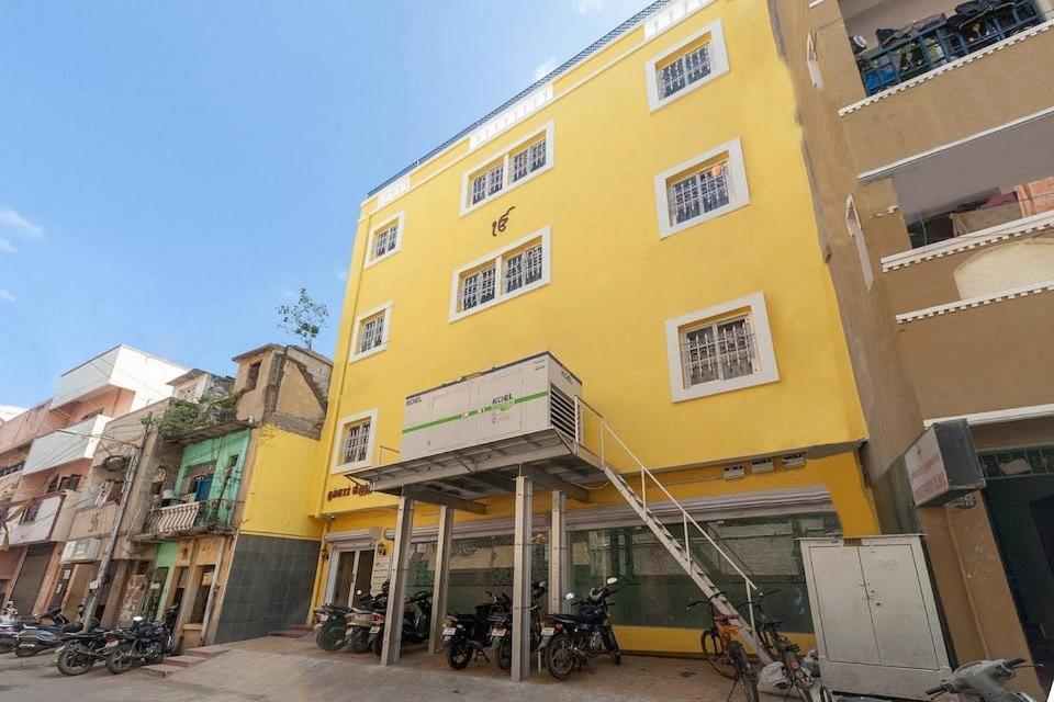 Gulnaar Inn Chennai Esterno foto