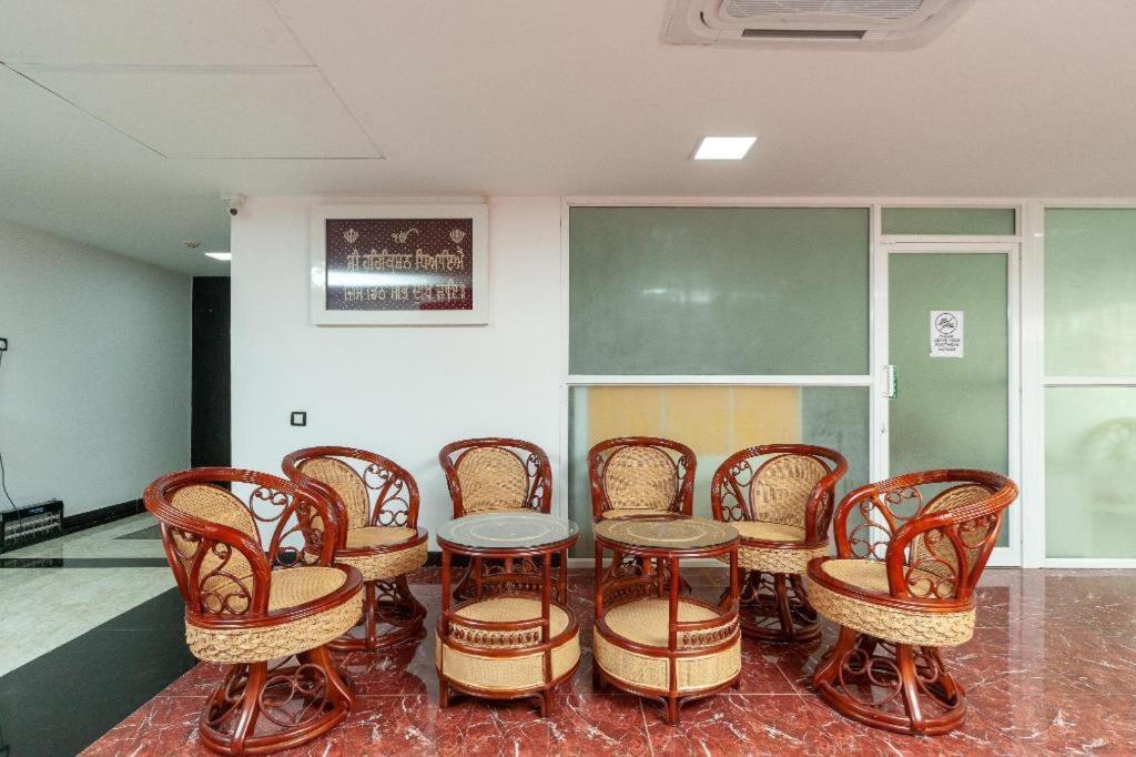 Gulnaar Inn Chennai Esterno foto